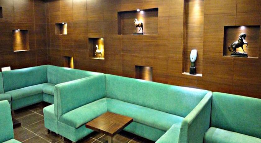 Corporate Regency Hotel New Delhi Buitenkant foto