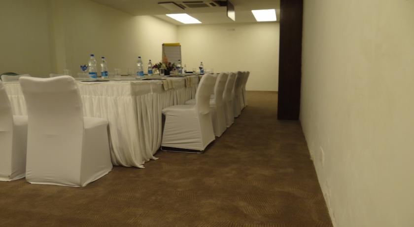 Corporate Regency Hotel New Delhi Buitenkant foto